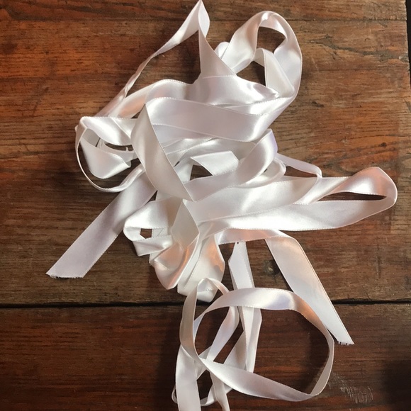 Tiffany & Co. Boxes bag paper and ribbons - Picture 8 of 9